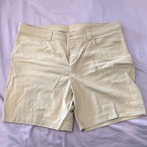 Eddie Bauer Tan Cargo Shorts Casual Cotton Blend